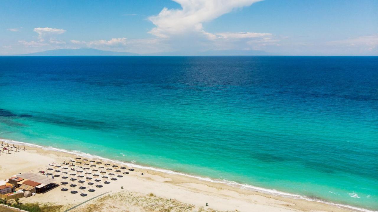 Soleado Beachfront Villa Skála Foúrkas Exterior foto